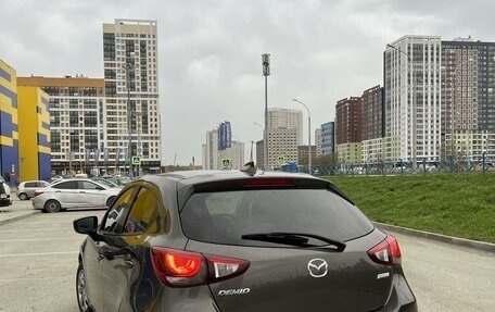 Mazda Demio IV, 2018 год, 1 200 000 рублей, 5 фотография