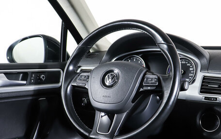 Volkswagen Touareg III, 2015 год, 3 498 000 рублей, 17 фотография