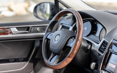 Volkswagen Touareg III, 2011 год, 2 599 000 рублей, 20 фотография