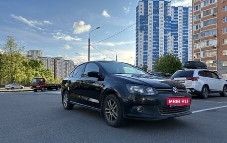 Volkswagen Polo VI (EU Market), 2013 год, 880 000 рублей, 4 фотография