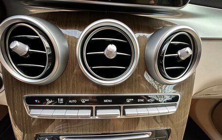 Mercedes-Benz GLC, 2018 год, 3 350 000 рублей, 29 фотография
