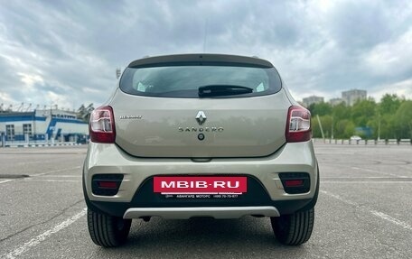 Renault Sandero II рестайлинг, 2018 год, 990 000 рублей, 5 фотография