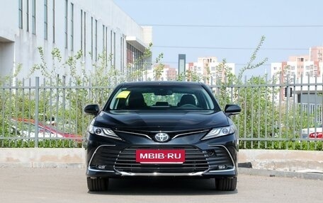 Toyota Camry, 2023 год, 3 840 999 рублей, 2 фотография