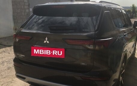 Mitsubishi Outlander, 2021 год, 3 850 000 рублей, 3 фотография