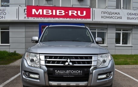 Mitsubishi Pajero IV, 2014 год, 2 820 000 рублей, 3 фотография