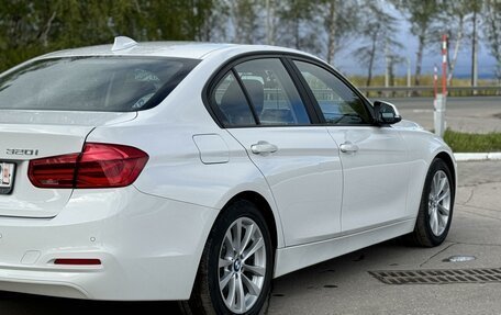 BMW 3 серия, 2018 год, 2 999 999 рублей, 13 фотография