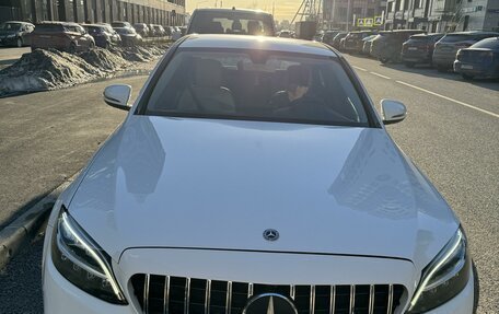 Mercedes-Benz C-Класс, 2018 год, 2 870 000 рублей, 3 фотография
