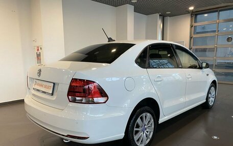 Volkswagen Polo VI (EU Market), 2017 год, 1 235 000 рублей, 3 фотография