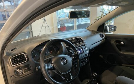 Volkswagen Polo VI (EU Market), 2017 год, 1 235 000 рублей, 23 фотография