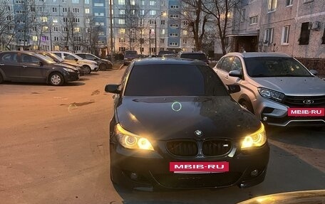 BMW 5 серия, 2006 год, 1 300 000 рублей, 5 фотография
