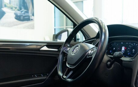 Volkswagen Tiguan II, 2019 год, 3 250 000 рублей, 23 фотография