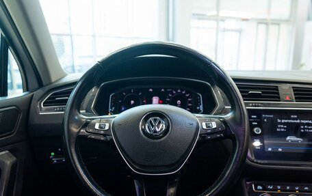 Volkswagen Tiguan II, 2019 год, 3 250 000 рублей, 37 фотография