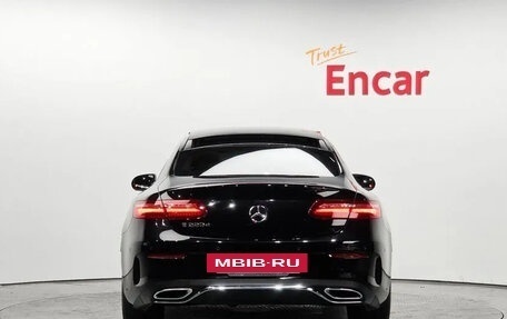 Mercedes-Benz E-Класс, 2020 год, 3 950 000 рублей, 19 фотография
