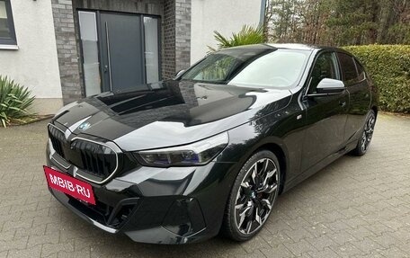BMW 5 серия, 2024 год, 8 200 000 рублей, 3 фотография
