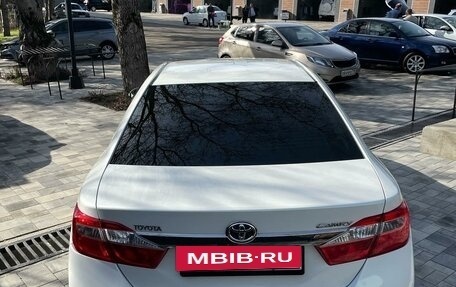 Toyota Camry, 2014 год, 1 900 000 рублей, 5 фотография