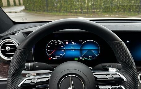 Mercedes-Benz E-Класс, 2022 год, 7 000 000 рублей, 8 фотография