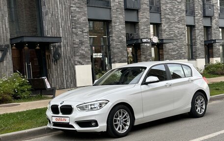 BMW 1 серия, 2017 год, 2 250 000 рублей, 3 фотография