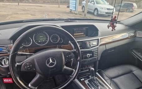 Mercedes-Benz E-Класс, 2010 год, 1 300 000 рублей, 6 фотография