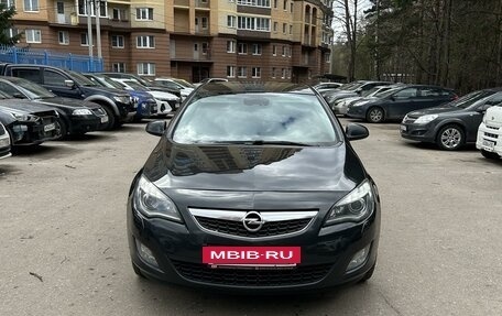 Opel Astra J, 2011 год, 940 000 рублей, 7 фотография