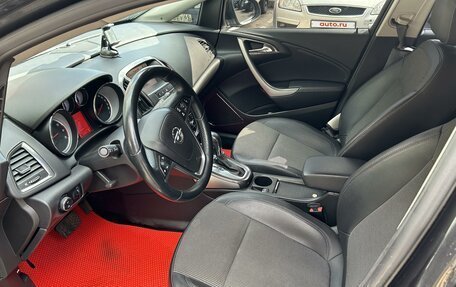 Opel Astra J, 2011 год, 940 000 рублей, 17 фотография