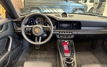 Porsche 911, 2024 год, 28 500 000 рублей, 25 фотография
