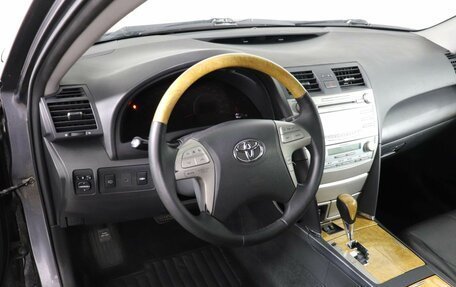 Toyota Camry, 2006 год, 998 000 рублей, 17 фотография