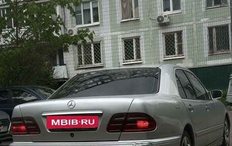 Mercedes-Benz E-Класс, 2000 год, 730 000 рублей, 5 фотография
