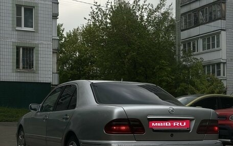 Mercedes-Benz E-Класс, 2000 год, 730 000 рублей, 3 фотография