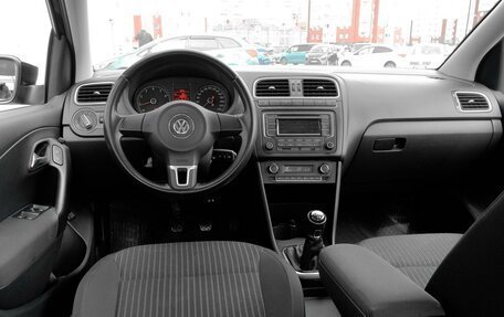 Volkswagen Polo VI (EU Market), 2013 год, 1 099 000 рублей, 6 фотография