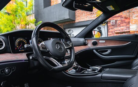 Mercedes-Benz E-Класс, 2016 год, 3 200 000 рублей, 6 фотография