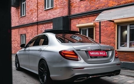 Mercedes-Benz E-Класс, 2016 год, 3 200 000 рублей, 23 фотография