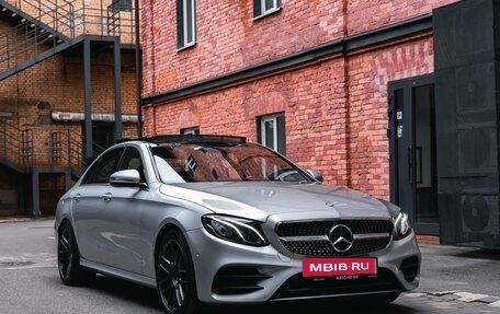Mercedes-Benz E-Класс, 2016 год, 3 200 000 рублей, 28 фотография