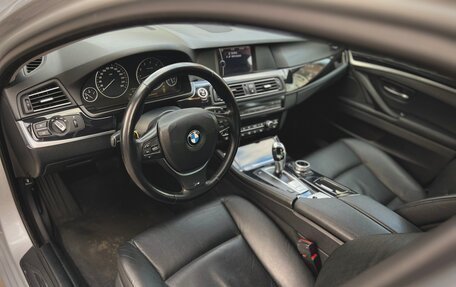 BMW 5 серия, 2010 год, 2 500 000 рублей, 9 фотография