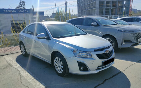 Chevrolet Cruze II, 2013 год, 949 000 рублей, 3 фотография