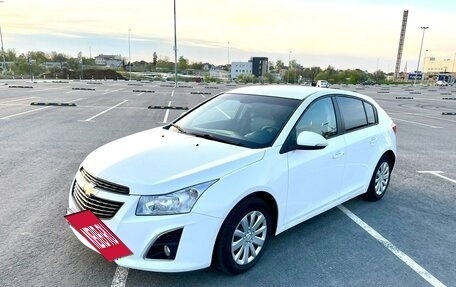 Chevrolet Cruze II, 2013 год, 800 000 рублей, 2 фотография