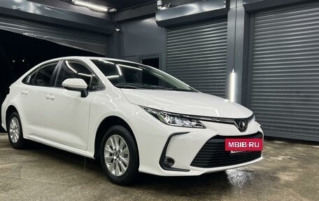 Toyota Corolla, 2022 год, 2 400 000 рублей, 3 фотография