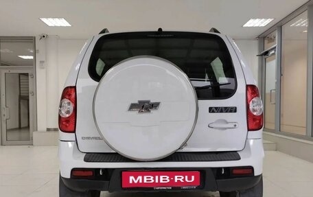 Chevrolet Niva I рестайлинг, 2014 год, 830 000 рублей, 5 фотография