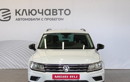 Volkswagen Tiguan II, 2019 год, 2 849 000 рублей, 2 фотография