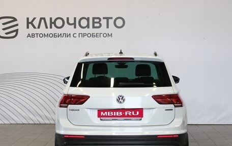Volkswagen Tiguan II, 2019 год, 2 849 000 рублей, 6 фотография