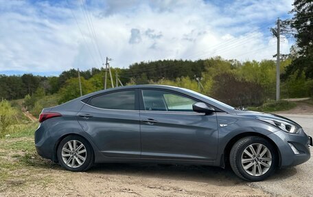 Hyundai Elantra V, 2015 год, 1 390 000 рублей, 3 фотография