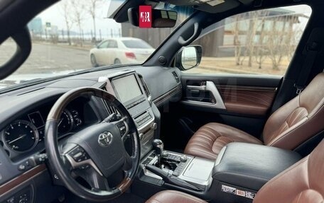 Toyota Land Cruiser 200, 2019 год, 8 650 000 рублей, 7 фотография