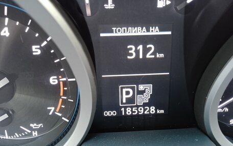 Toyota Land Cruiser 200, 2014 год, 9 999 999 рублей, 19 фотография