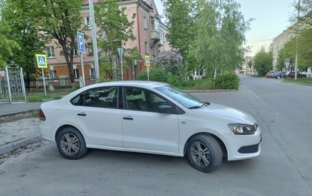 Volkswagen Polo VI (EU Market), 2011 год, 750 000 рублей, 3 фотография
