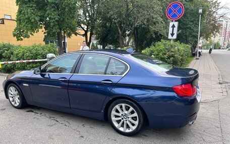 BMW 5 серия, 2010 год, 2 200 000 рублей, 10 фотография
