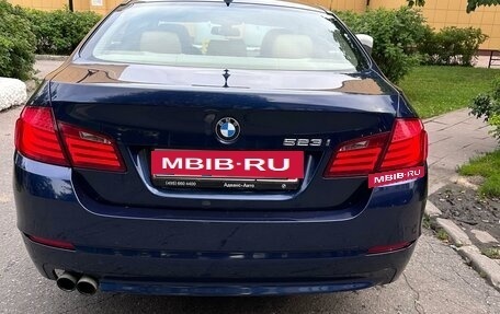BMW 5 серия, 2010 год, 2 200 000 рублей, 9 фотография