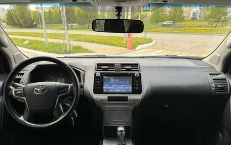 Toyota Land Cruiser Prado 150 рестайлинг 2, 2019 год, 5 000 000 рублей, 25 фотография