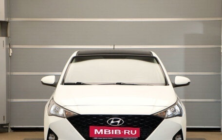 Hyundai Solaris II рестайлинг, 2020 год, 1 767 000 рублей, 2 фотография