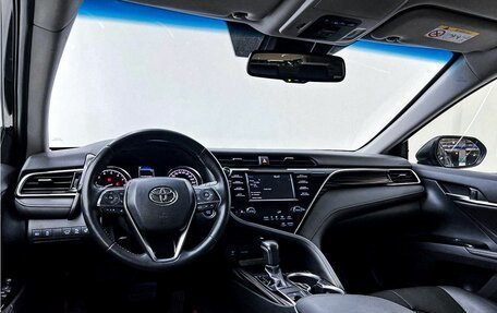 Toyota Camry, 2019 год, 2 899 000 рублей, 18 фотография