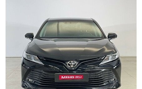 Toyota Camry, 2018 год, 2 785 000 рублей, 2 фотография