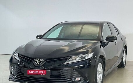 Toyota Camry, 2018 год, 2 785 000 рублей, 3 фотография